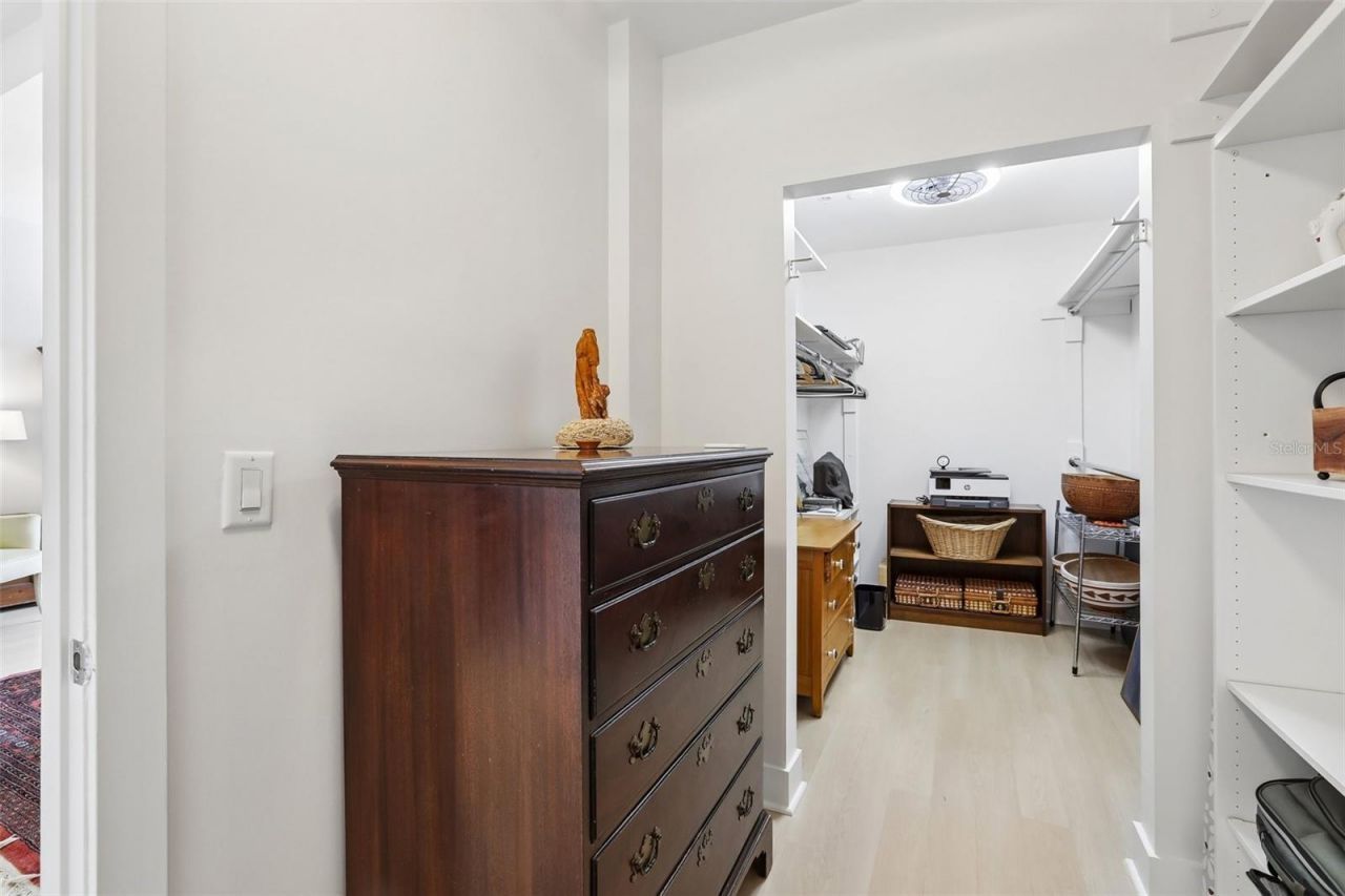 1010 Central Avenue, Unit 413, Saint Petersburg, FL 33705 Photo