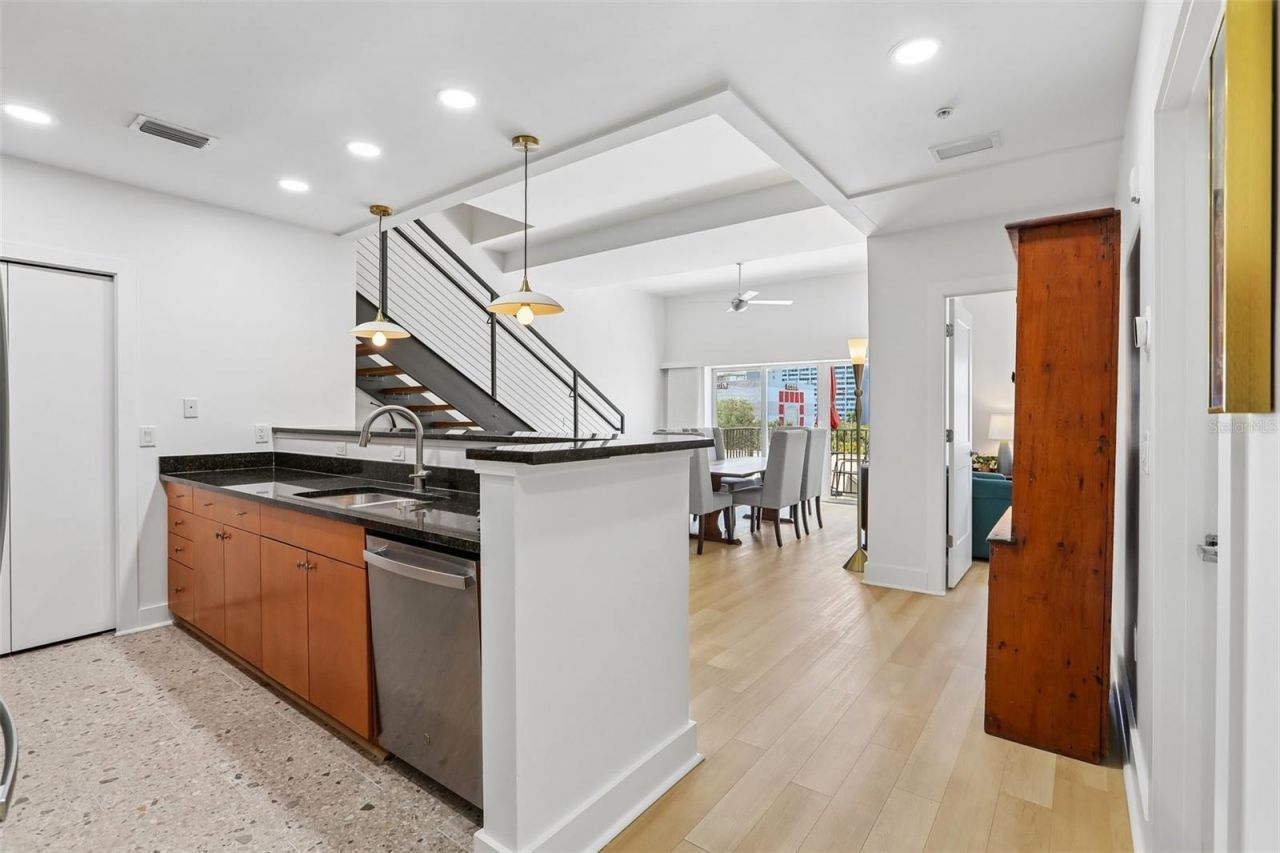 1010 Central Avenue, Unit 413, Saint Petersburg, FL 33705 Photo