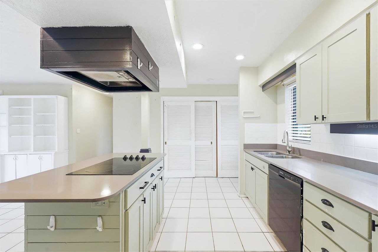 3408 17th Avenue W, Bradenton, FL 34205 Photo
