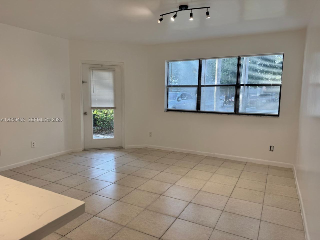540 S Park Road, Unit 111-9, Hollywood, FL 33021 Photo