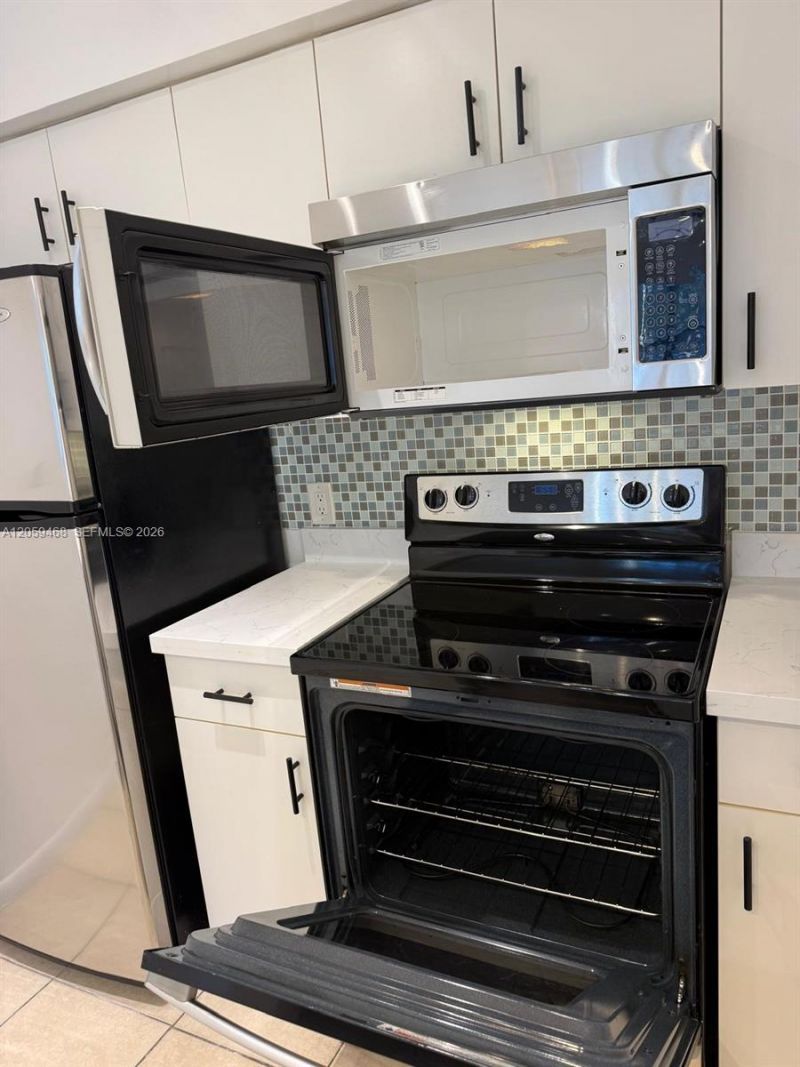 540 S Park Road, Unit 111-9, Hollywood, FL 33021 Photo