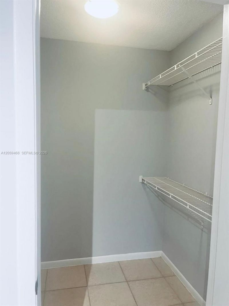 540 S Park Road, Unit 111-9, Hollywood, FL 33021 Photo