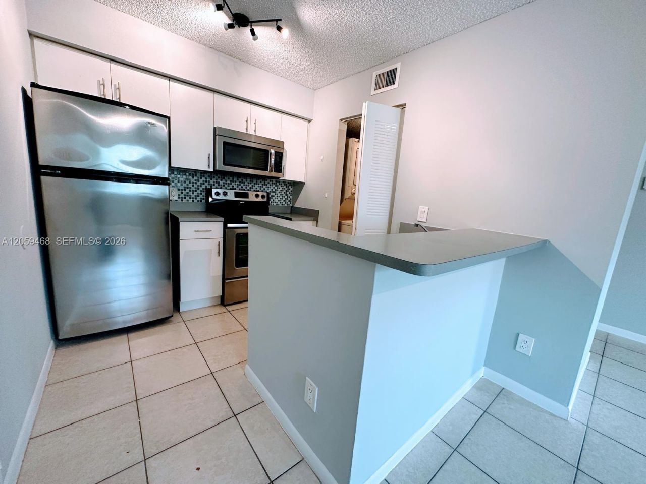 540 S Park Road , Unit 111-9, Hollywood, FL 33021 Photo