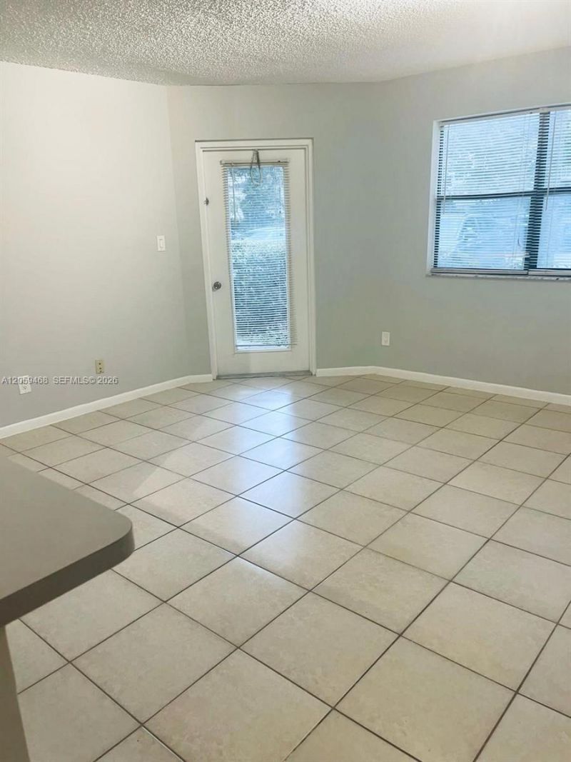 540 S Park Road , Unit 111-9, Hollywood, FL 33021 Photo