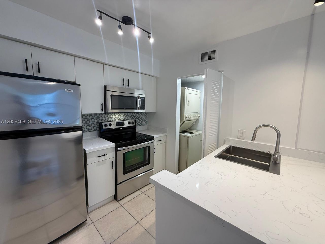 540 S Park Road, Unit 111-9, Hollywood, FL 33021 Photo