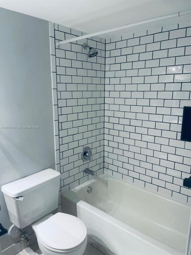540 S Park Road , Unit 111-9, Hollywood, FL 33021 Photo