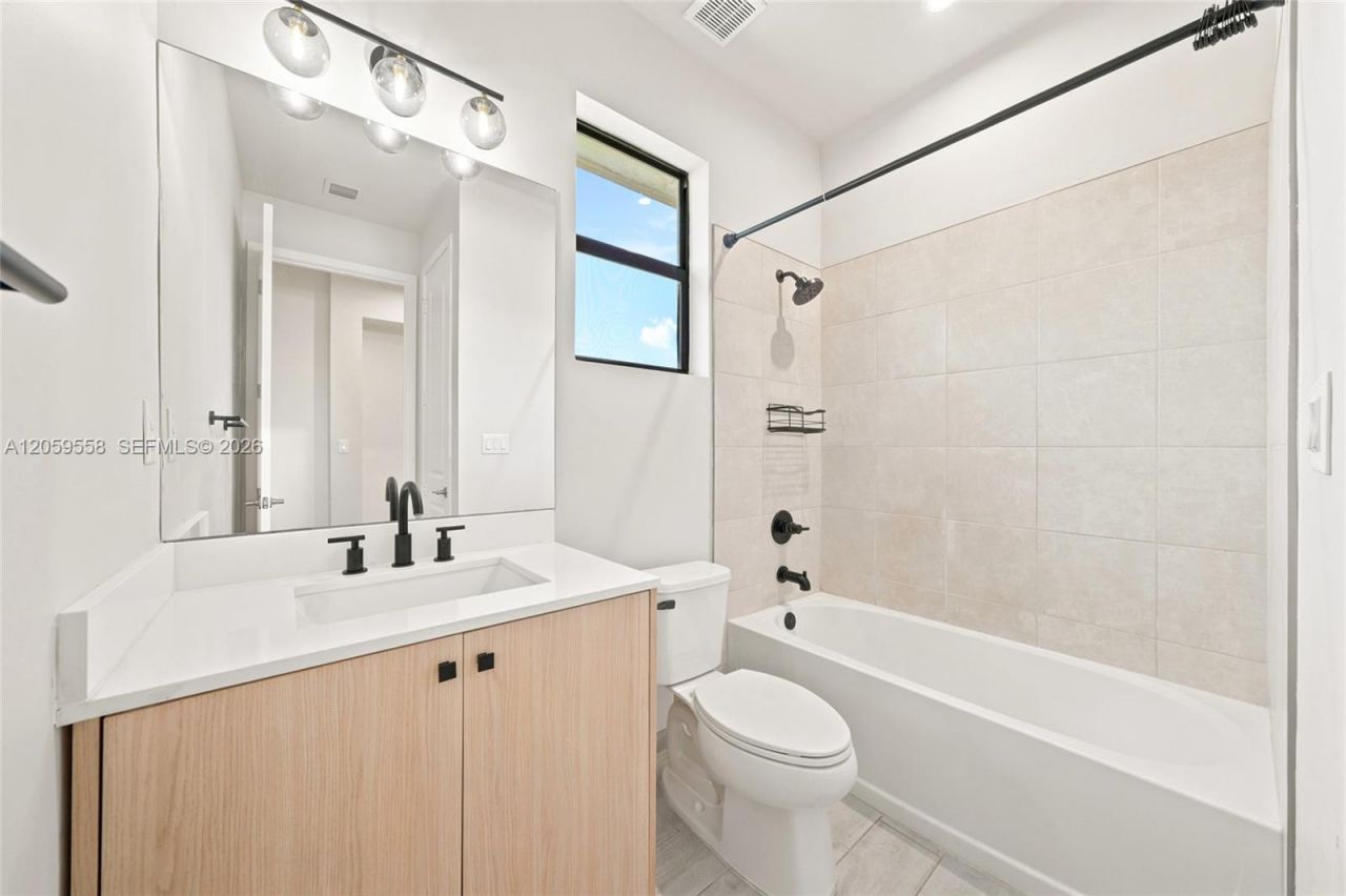23206 SW 108th Ave , Unit 23206, Homestead, FL 33032 Photo