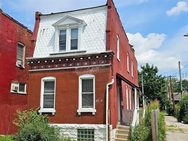 3646 Iowa Avenue , St Louis, MO 63118