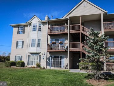 94 12 CHINKAPIN DRIVE , Unit 12, STEPHENS CITY, VA 22655