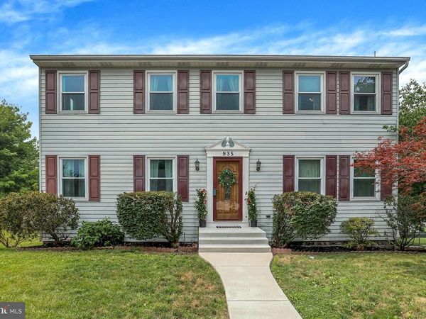935 PENNSYLVANIA AVENUE , HARRISBURG, PA 17112