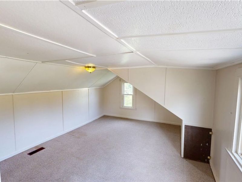 34 W Lewis Street, Struthers, OH 44471 Photo 20