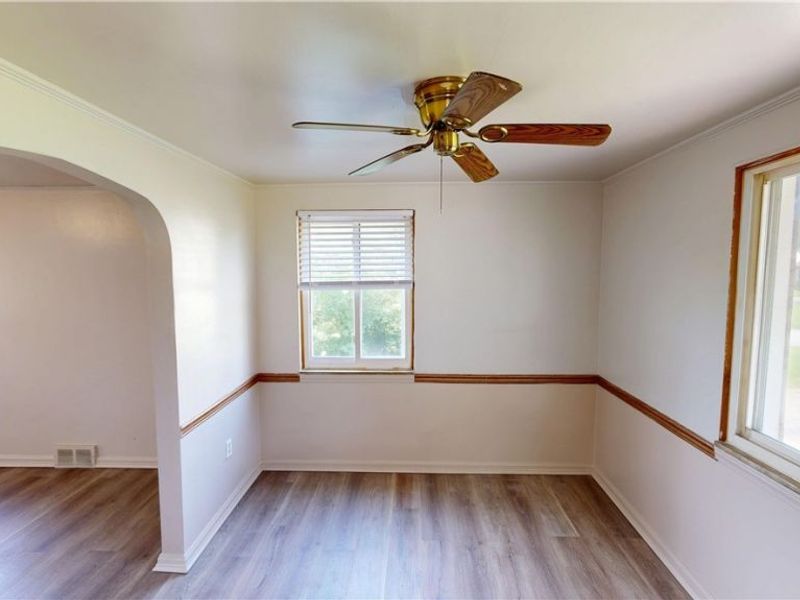 34 W Lewis Street, Struthers, OH 44471 Photo 7