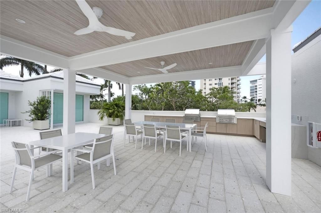 60 Seagate Dr, Unit 1606, Naples, FL 34103 Photo