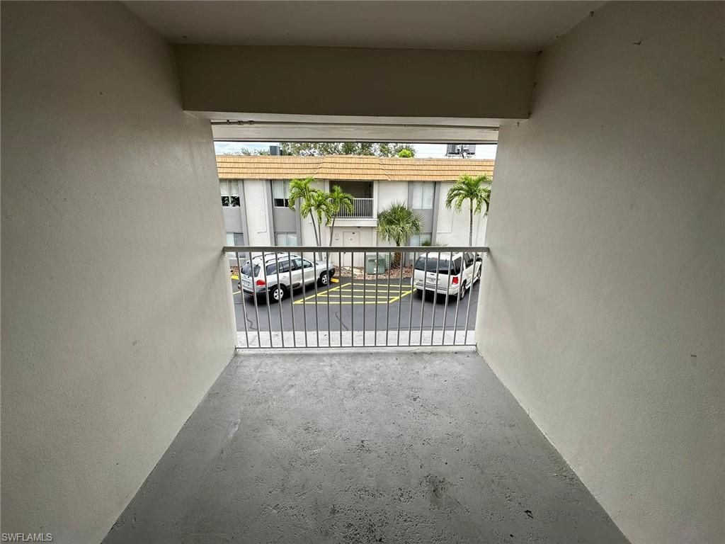 1830 Maravilla Ave, Unit 210, Fort Myers, FL 33901 Photo