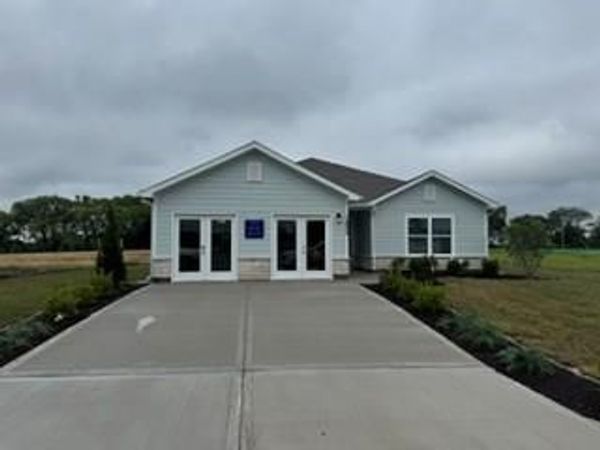 1604 SW 9th Street, Oak Grove, MO 64075