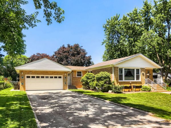 10636 Mason Avenue , Chicago Ridge, IL 60415