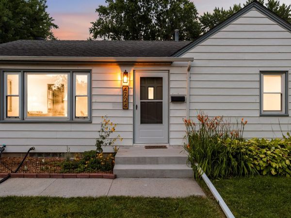 4724 Nevada Avenue N, Crystal, MN 55428