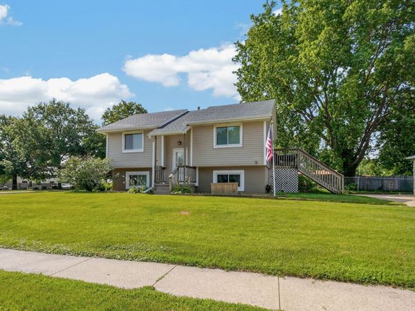 500 John Goodhue Drive, Carlisle, IA 50047