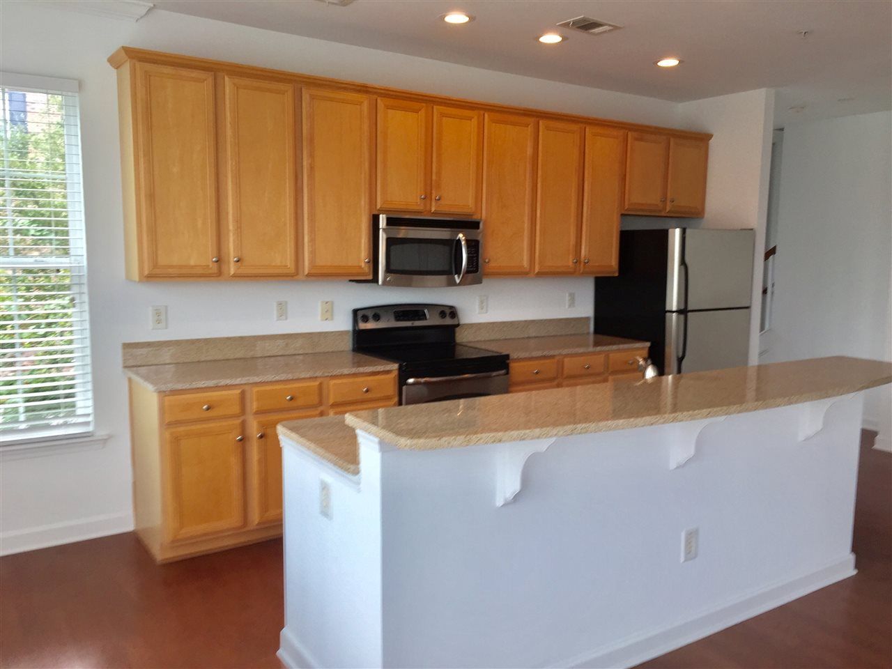 2954 Yancey Way  Photo 5