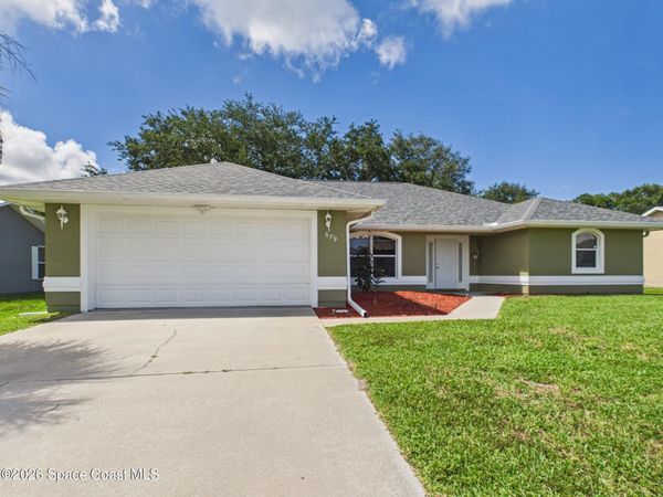 679 Atlantus Terrace , Sebastian, FL 32958