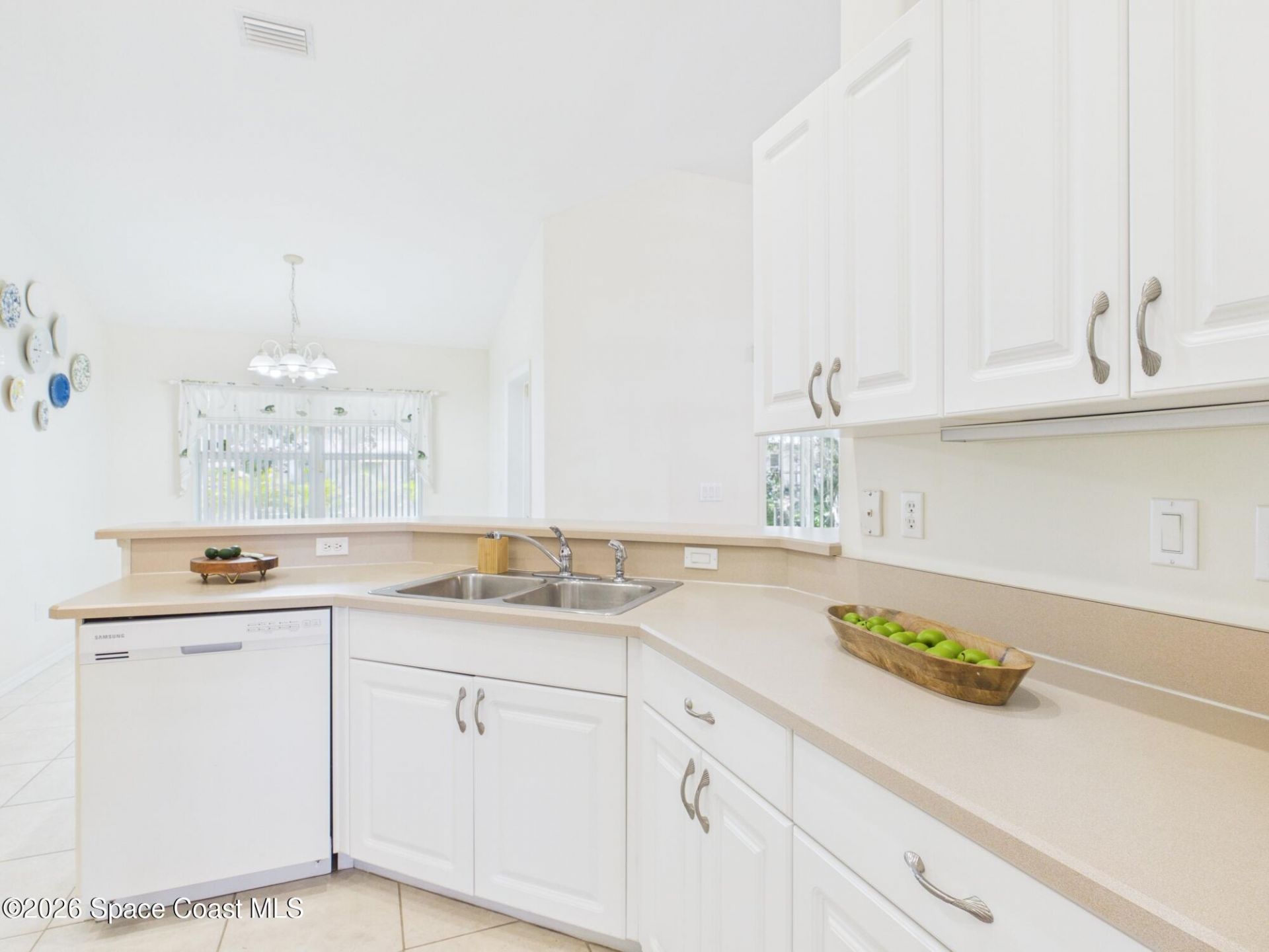 679 Atlantus Terrace , Sebastian, FL 32958 Photo