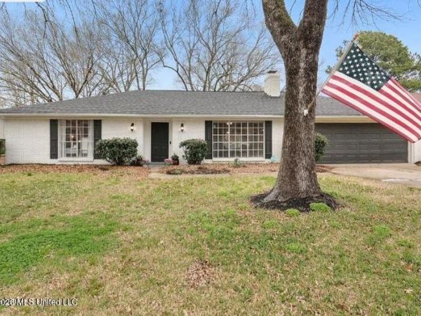 1519 Twin Oaks Drive, Clinton, MS 39056