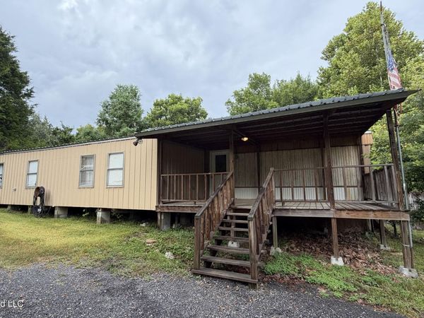 123 Sunny Lane, Florence, MS 39073