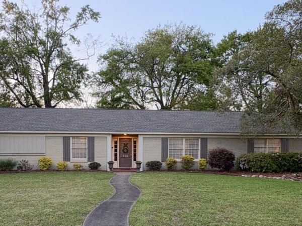 403 Macarthur Avenue, Greenwood, MS 38930