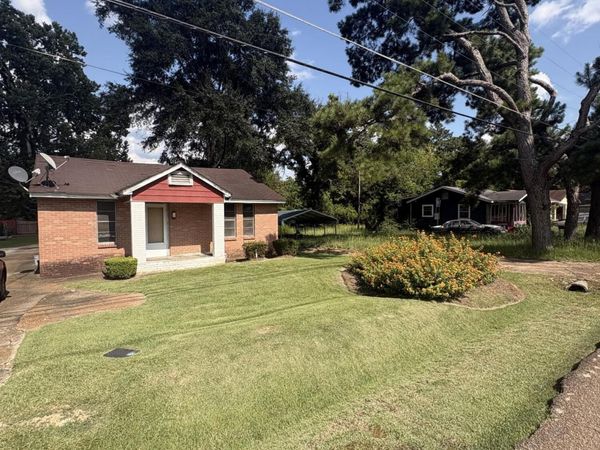 4032 N Wabash Street, Jackson, MS 39213