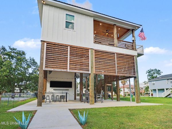 4059 Robin Street, Bay Saint Louis, MS 39520