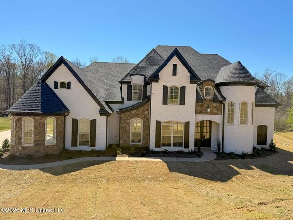 349 Poplar Lane, Holly Springs, MS 38635