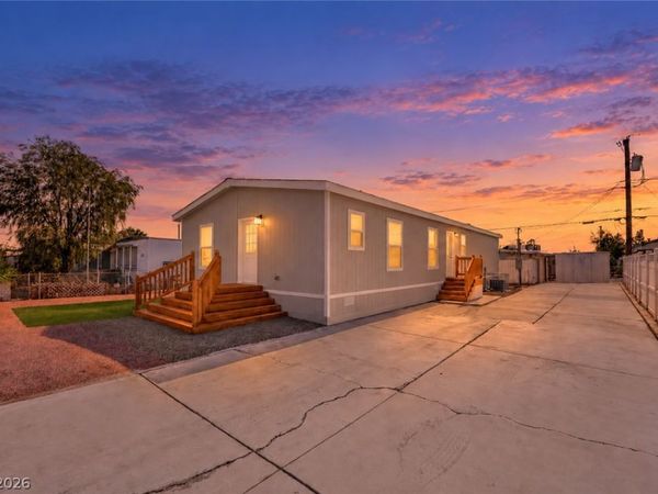 2253 Clinton Lane, Las Vegas, NV 89156