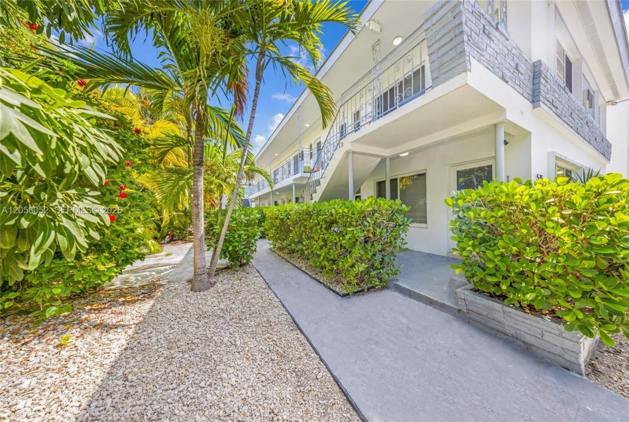 535 73rd St , Unit 1-8, Miami Beach, FL 33141 Photo
