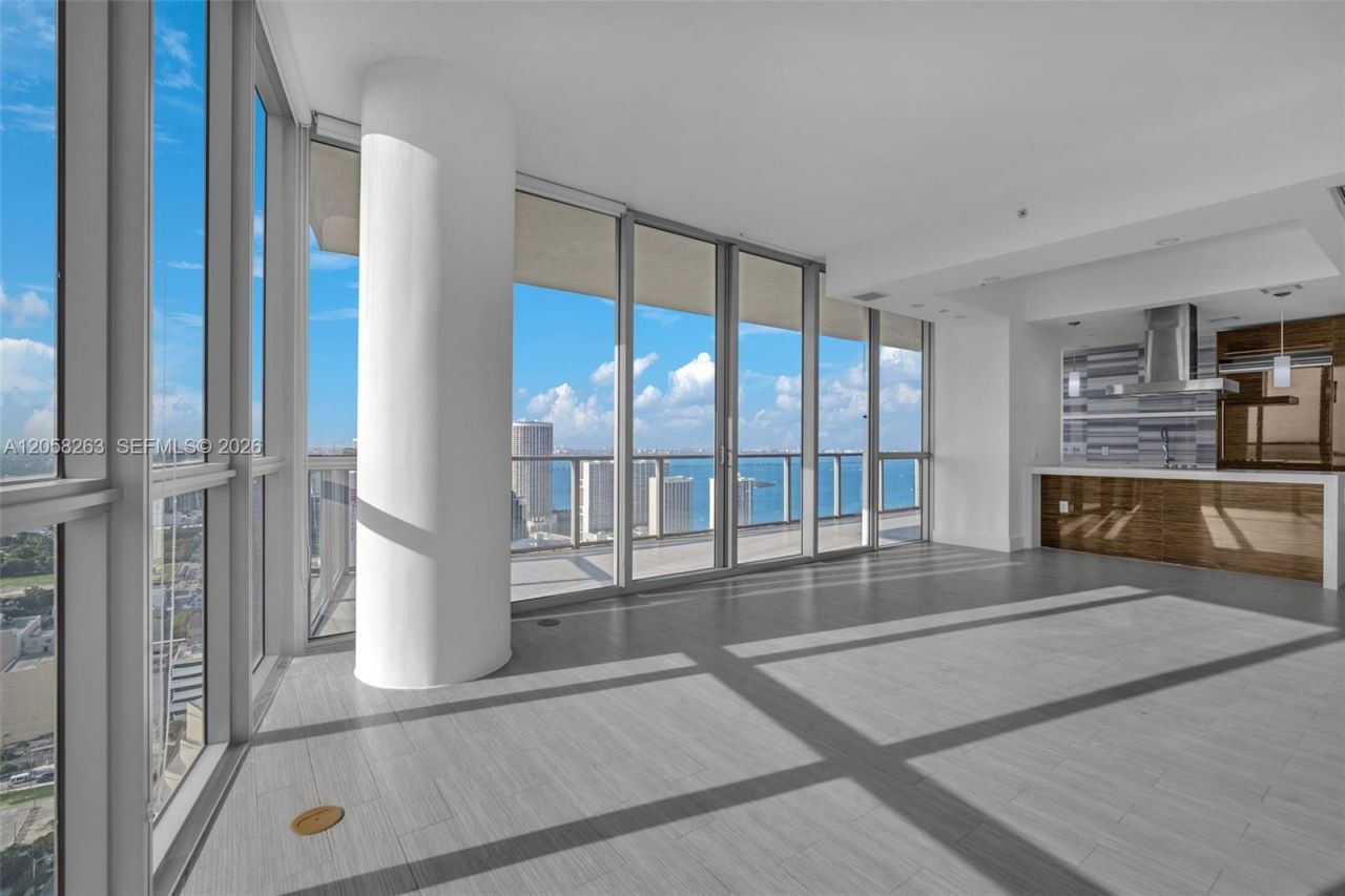 1100 Biscayne Blvd, Unit 4308, Miami, FL 33132 Photo