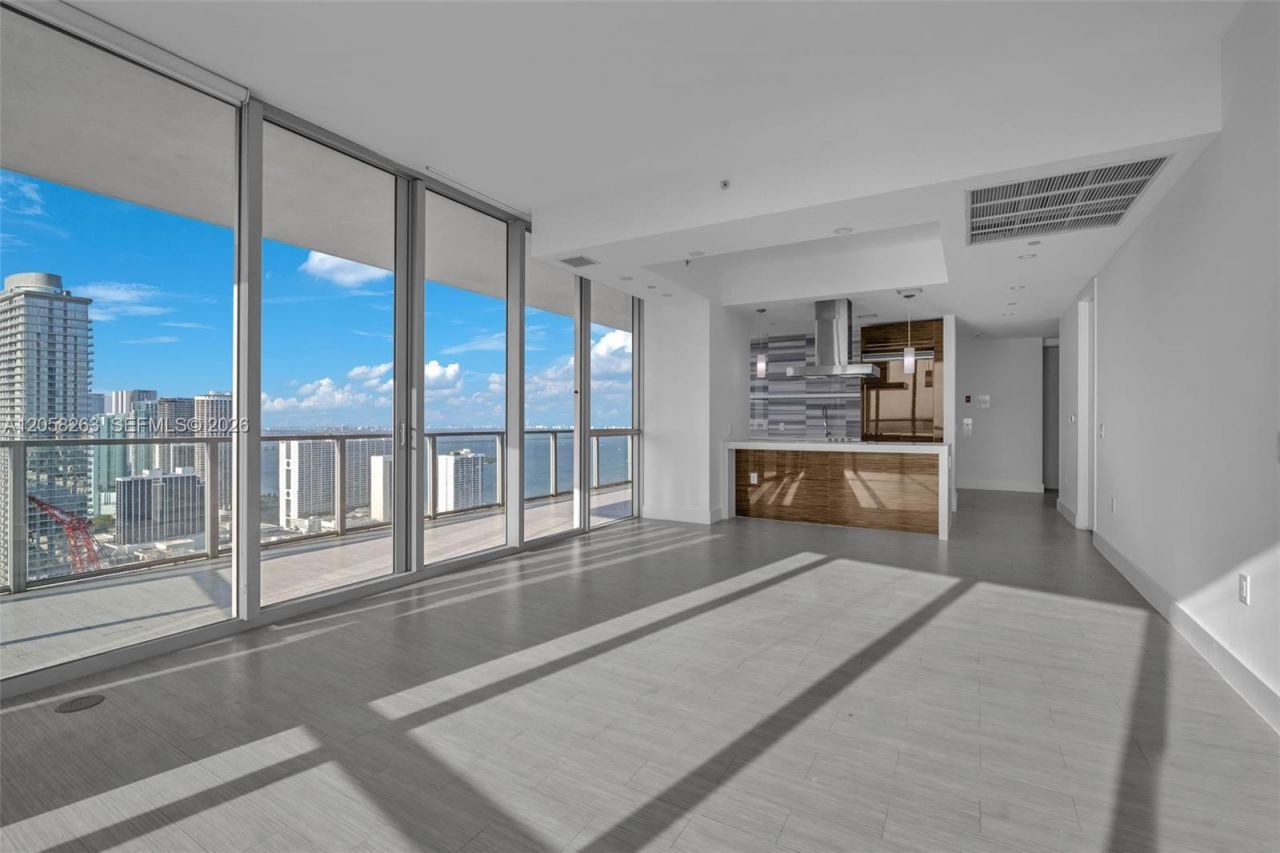 1100 Biscayne Blvd, Unit 4308, Miami, FL 33132 Photo
