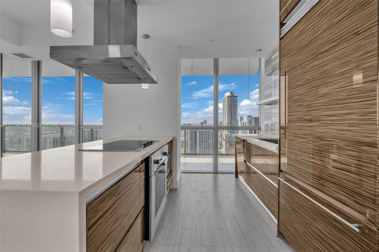 1100 Biscayne Blvd, Unit 4308, Miami, FL 33132 Photo