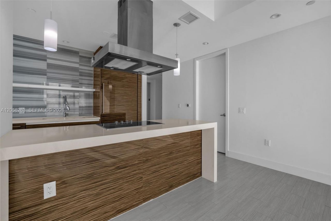 1100 Biscayne Blvd, Unit 4308, Miami, FL 33132 Photo
