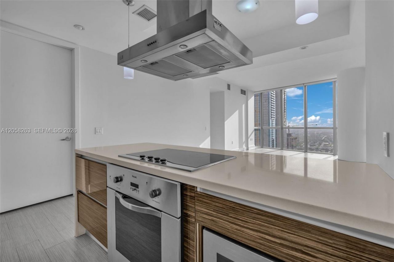 1100 Biscayne Blvd, Unit 4308, Miami, FL 33132 Photo