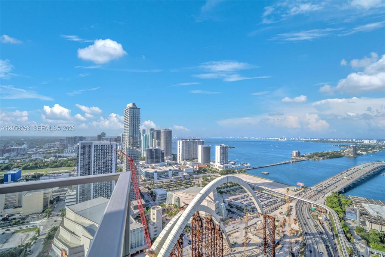 1100 Biscayne Blvd, Unit 4308, Miami, FL 33132 Photo
