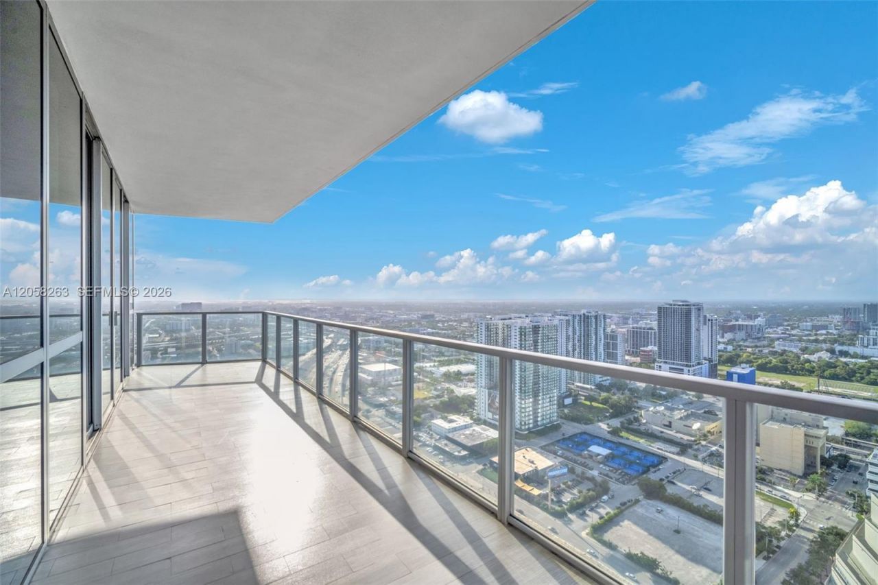 1100 Biscayne Blvd, Unit 4308, Miami, FL 33132 Photo