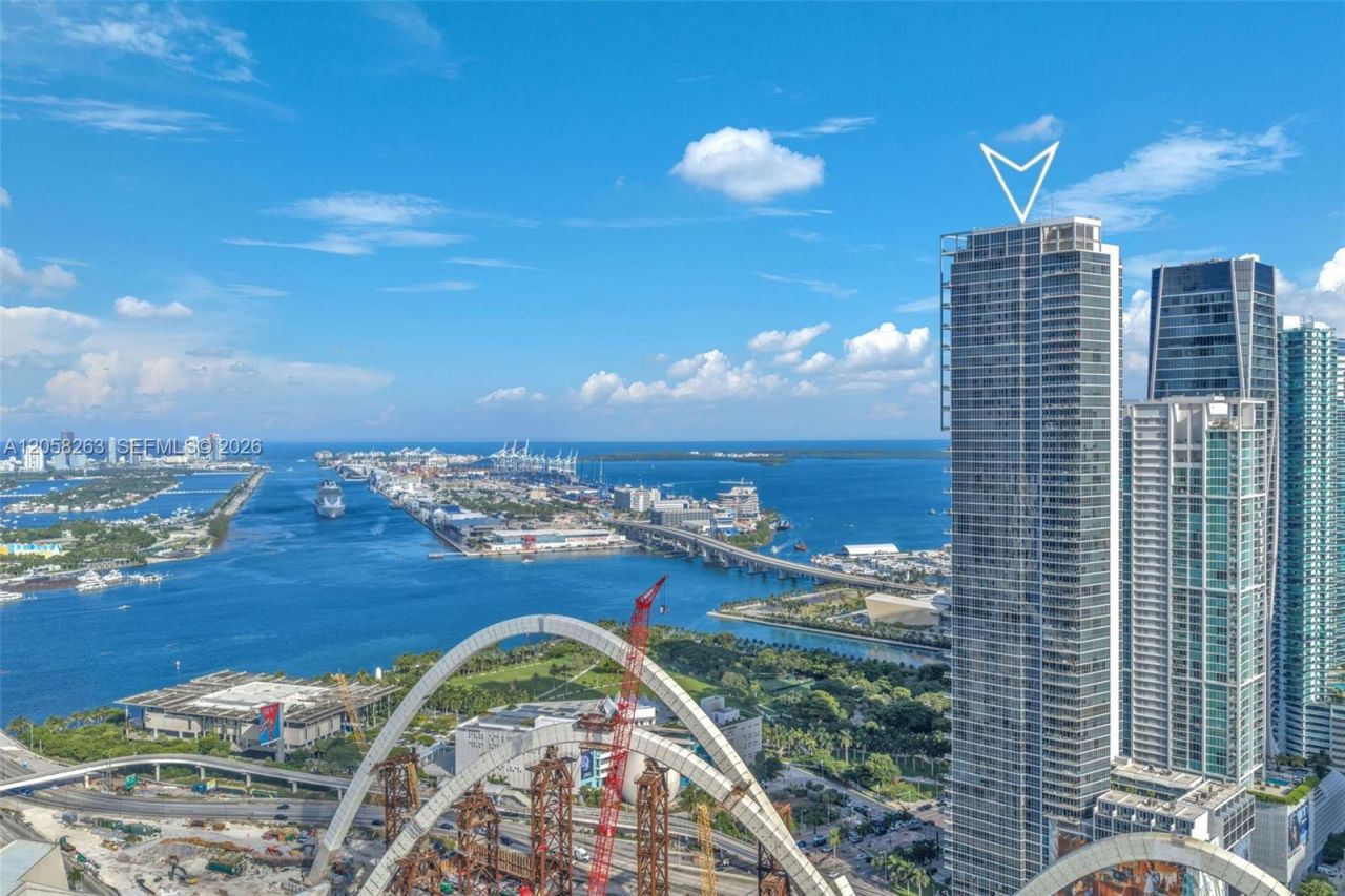 1100 Biscayne Blvd, Unit 4308, Miami, FL 33132 Photo