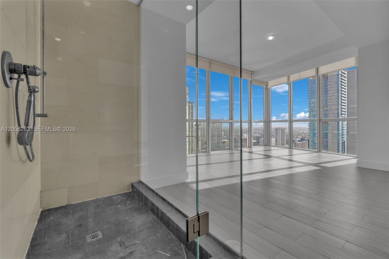 1100 Biscayne Blvd, Unit 4308, Miami, FL 33132 Photo