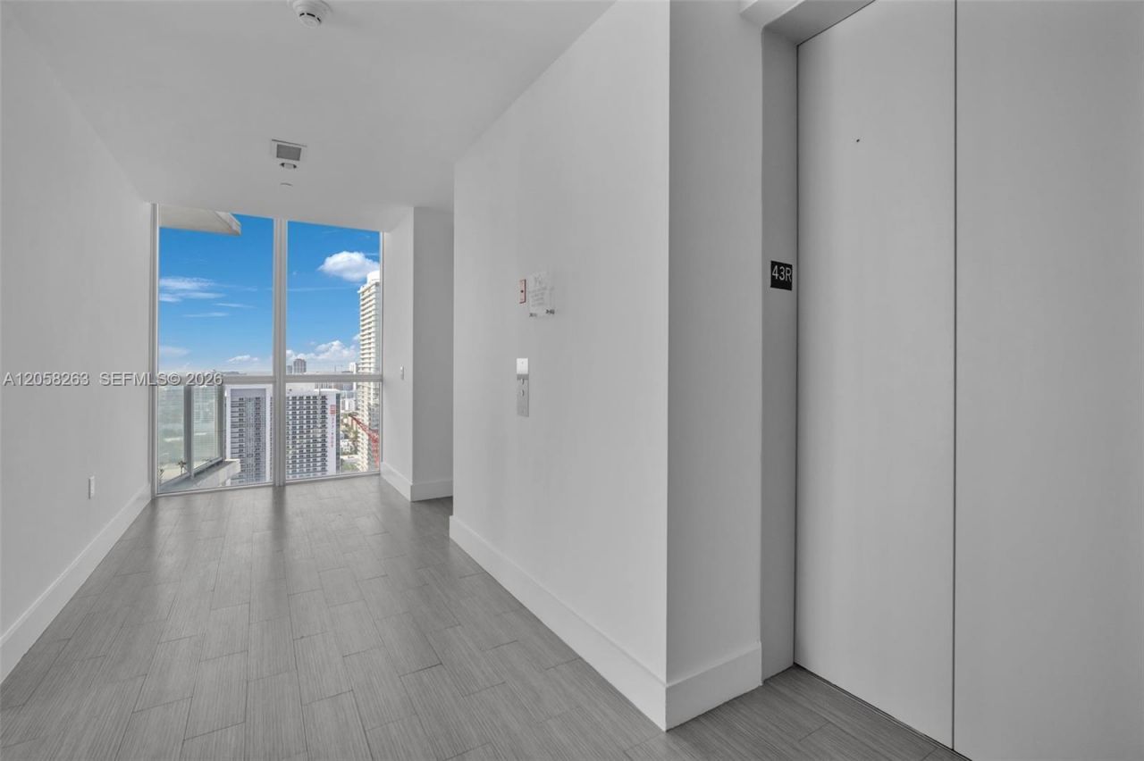 1100 Biscayne Blvd, Unit 4308, Miami, FL 33132 Photo