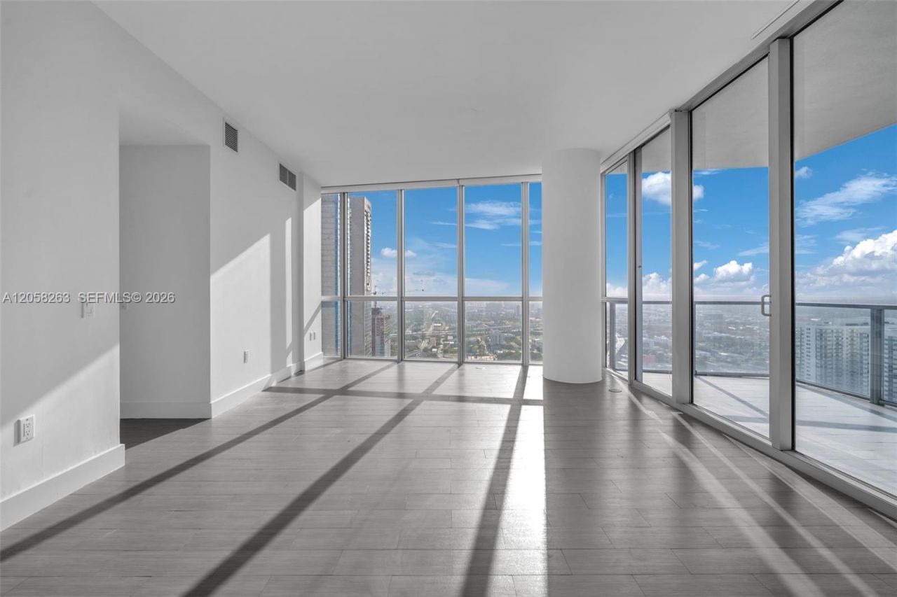 1100 Biscayne Blvd, Unit 4308, Miami, FL 33132 Photo