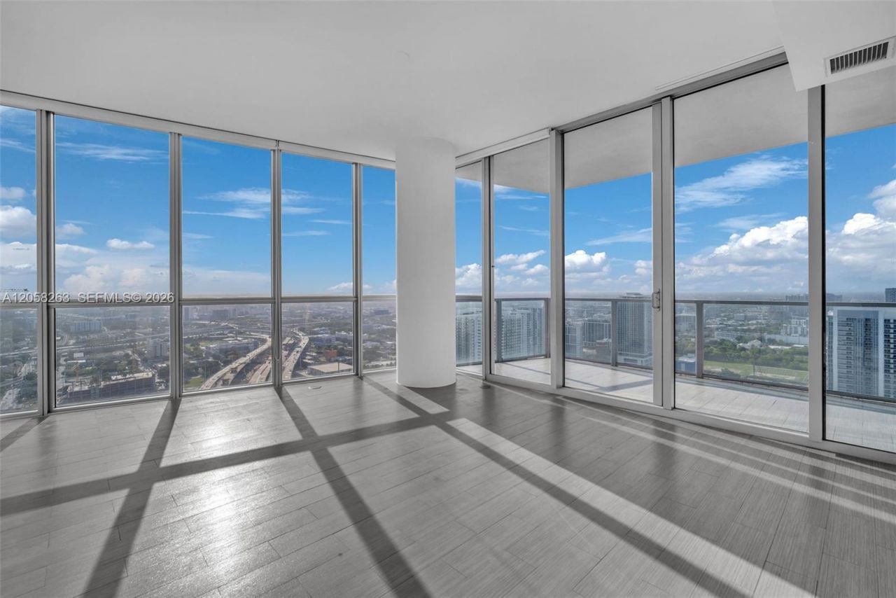 1100 Biscayne Blvd, Unit 4308, Miami, FL 33132 Photo