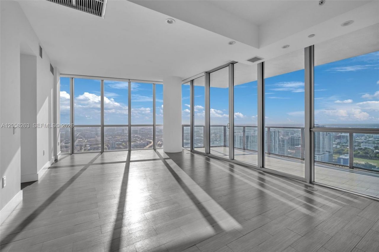 1100 Biscayne Blvd, Unit 4308, Miami, FL 33132 Photo