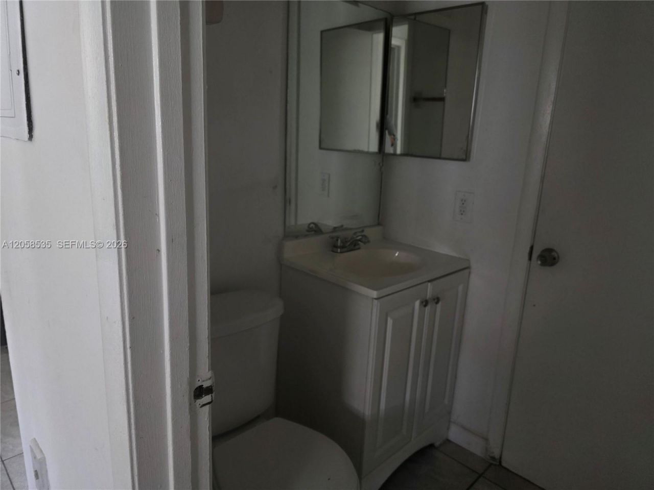 5525 W 24th Way , Unit 11, Hialeah, FL 33016 Photo