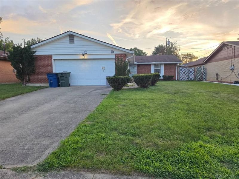 617 Hickory Hill Drive, Dayton, OH 45417 Photo 1