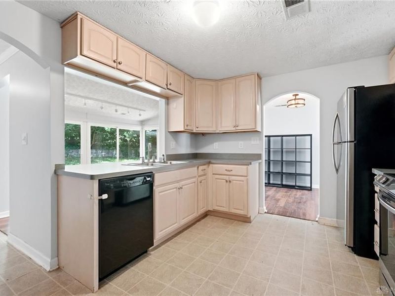 111 Westhaven Drive, Kettering, OH 45429 Photo 17