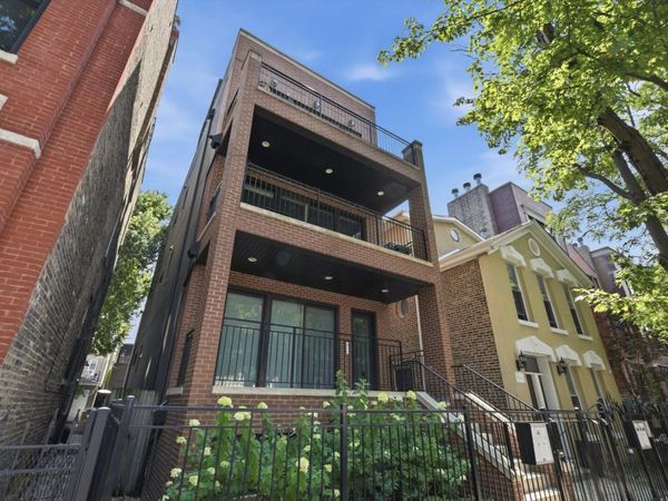 1817 W Iowa Avenue , Unit 3, Chicago, IL 60622
